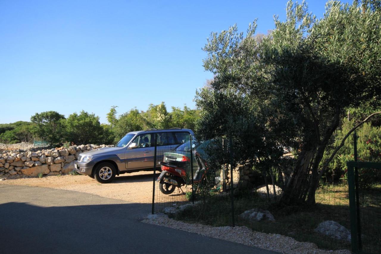 Apartments With A Parking Space Punta Kriza, Cres - 8082 Exterior foto